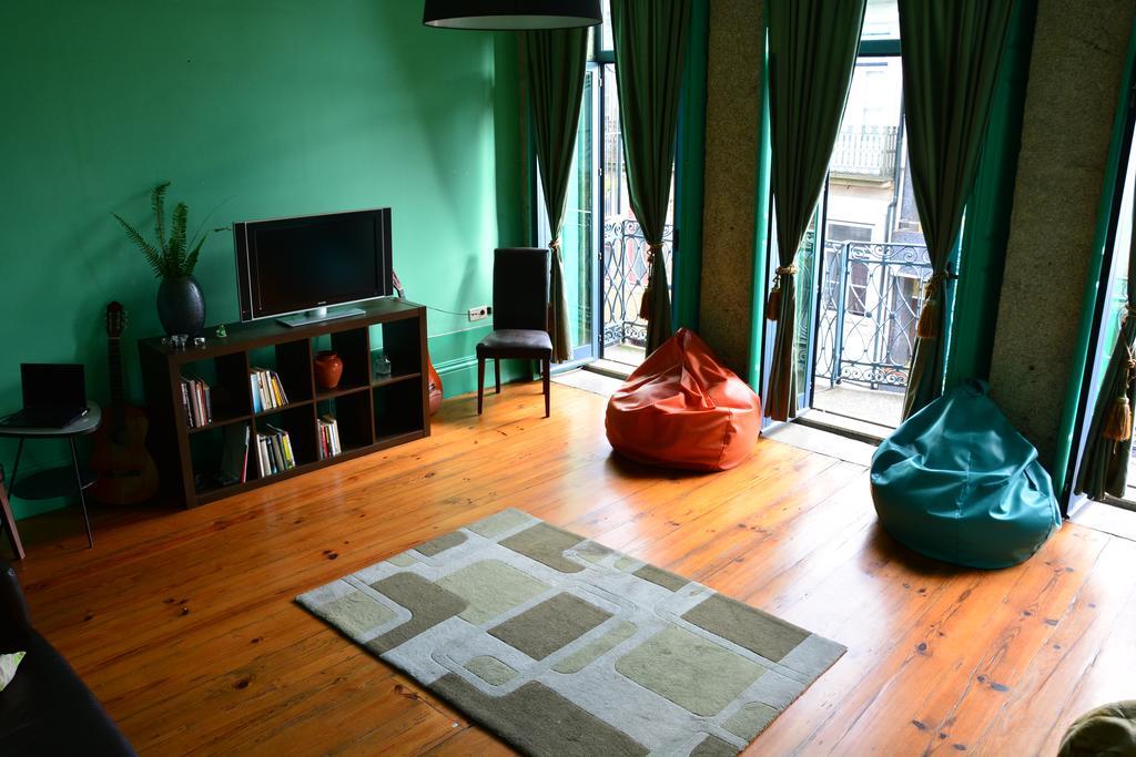 Alma Porto Hostel Exteriör bild